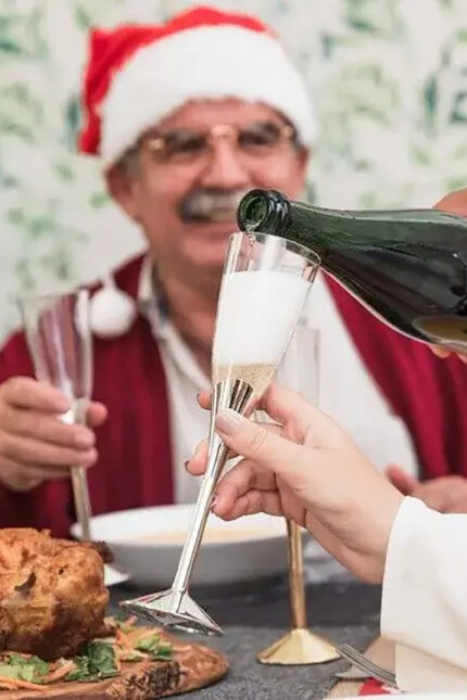 Choose the Perfect Christmas party venues in Crawley, West Sussex. Get tips to ensure your festive event is memorable and stress-free