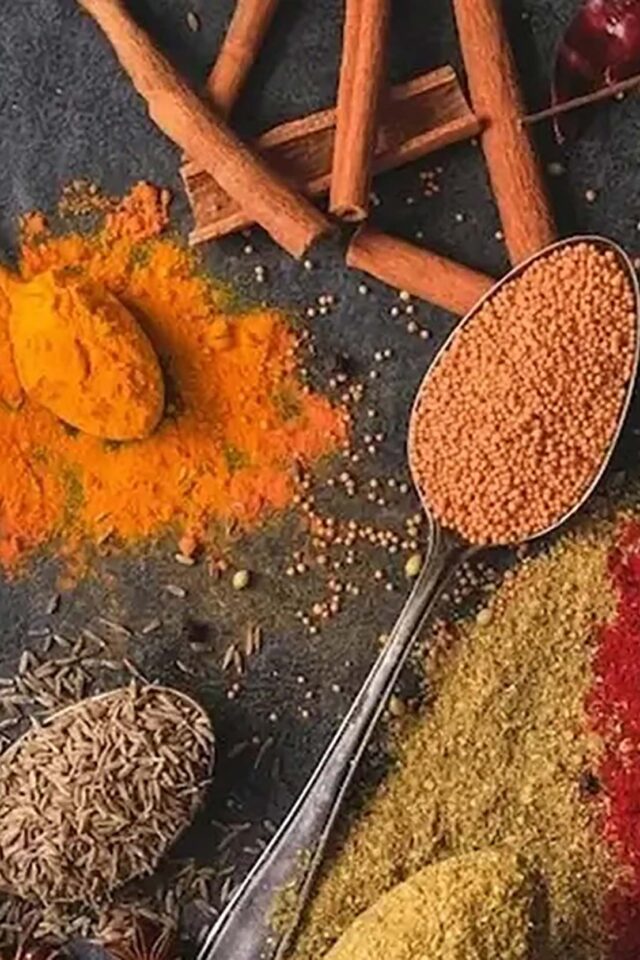 The health benefits of eating Indian food restaurant Crawley Zari best in West Sussex