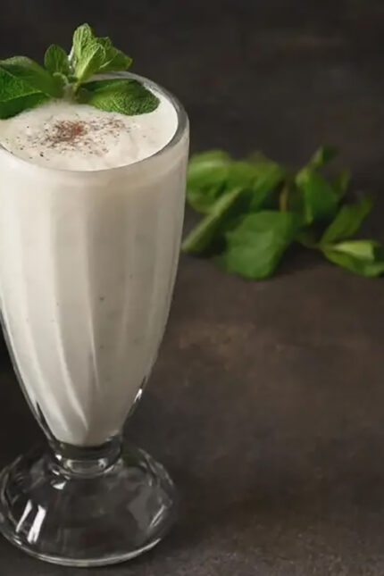 Explore authentic Indian Desserts like Rasgulla, Jalebi, Lassi, Rice Kheer, Jalebi & Kulfi. Visit Zari Restaurant for fresh Indian sweets.