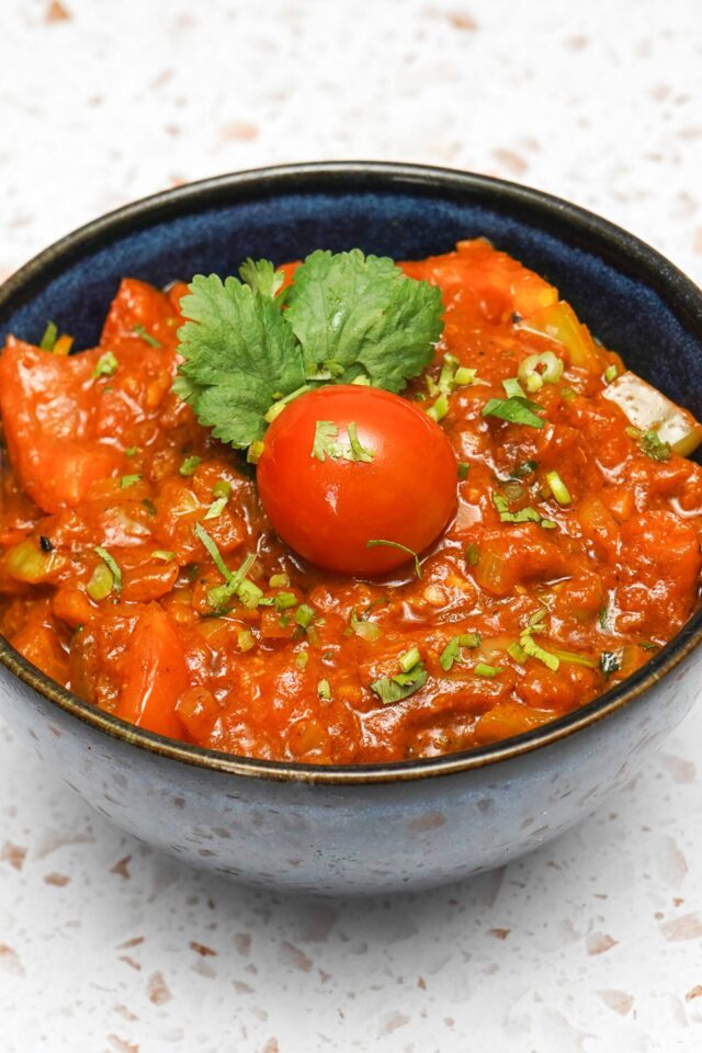As lovers of vegan dishes, we have created a special Indian Vegan menu to enjoy near Brighton, showcasing vegan cuisine at its best