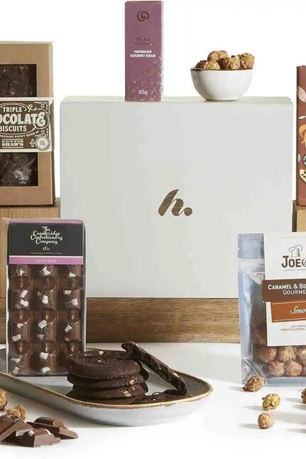 Looking for the best Christmas Office Gifts? Explore our top 10 corporate choices for 2024, thoughtful ideas clients & colleagues will love.