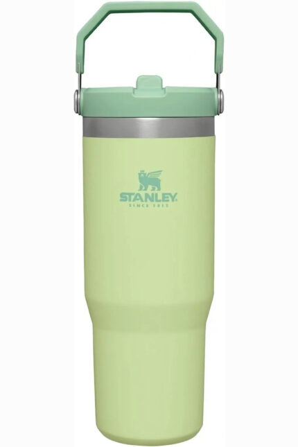 Looking for the best Christmas Office Gifts? Explore our top 10 corporate choices for 2024, thoughtful ideas clients & colleagues will love.