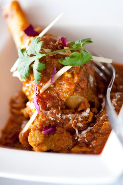 Looking for the best Christmas Office Gifts? Explore our top 10 corporate choices for 2024, thoughtful ideas clients & colleagues will love.