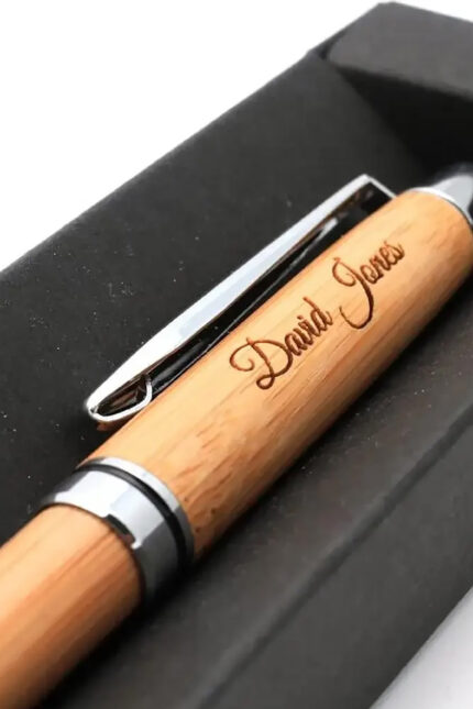 Looking for the best Christmas Office Gifts? Explore our top 10 corporate choices for 2024, thoughtful ideas clients & colleagues will love.