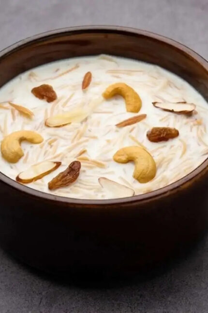 Explore traditional South Indian dishes at Zari Restaurant in Crawley, featuring authentic flavours and a rich cultural history.